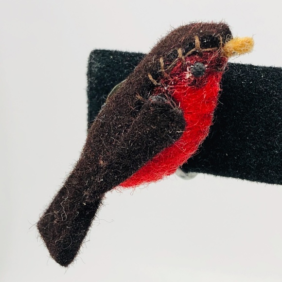 Vintage 3D Red Bird Handcrafted Fabric Earrings - Picture 3 of 8